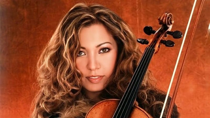 الفنانة رشا يحيى،