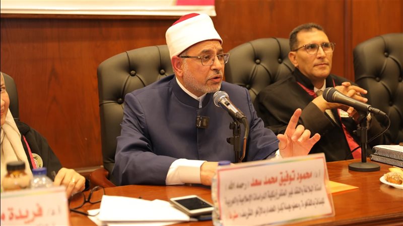 رئيس جامعة الأزهر