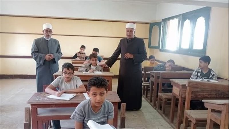 لجان امتحانات الفصل