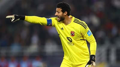 محمد الشناوي يدخل في مشادة مع الصحفيين في احتفالية الدوري (فيديو)