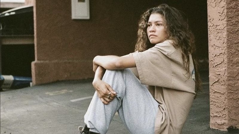 EUPHORIA، فيتو
