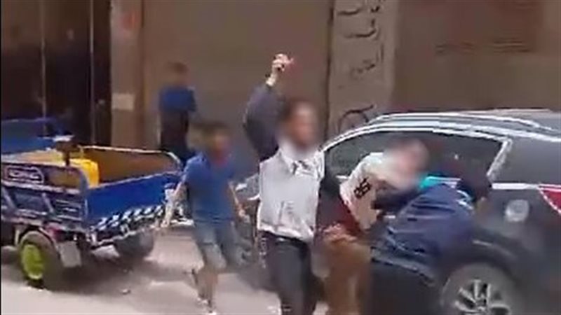 مشاجرة بين أب ونجله،
