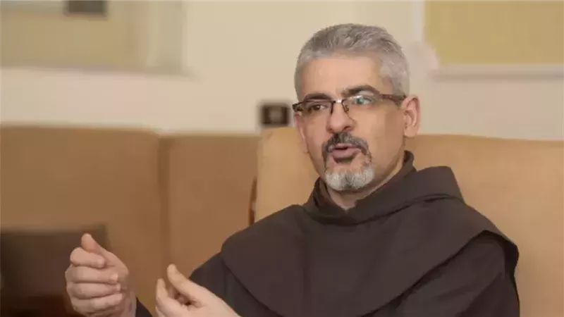الأب بطرس دانيال،