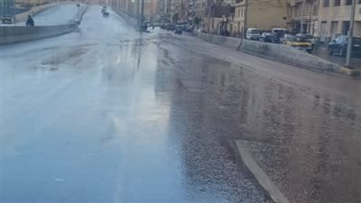 سقوط أمطار متوسطة بشرق وغزيرة في غرب الإسكندرية 