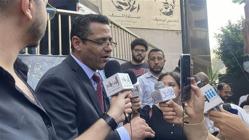 الكاتب الصحفي خالد