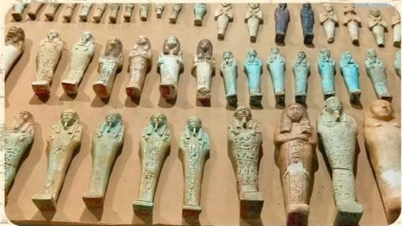 القطع الأثرية المميزة