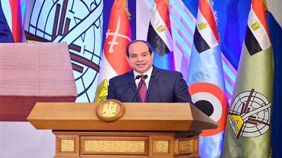السيسي يوجه بسرعة الفصل في القضايا العمالية للحصول على المستحقات دون تأخير