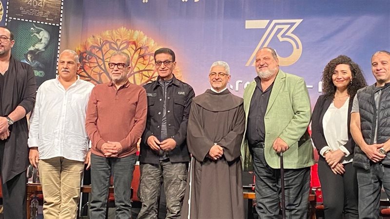 أبطال فيلم ليه تعيشها