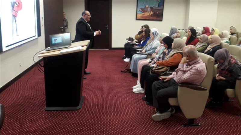 البرنامج التدريبي