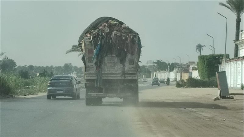سيارة المخلفات
