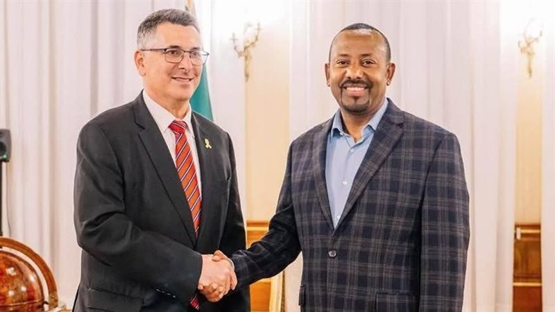 آبى أحمد ووزير خارجية