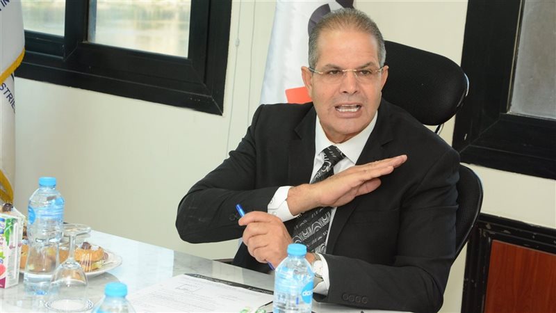 الدكتور كمال الدسوقي،