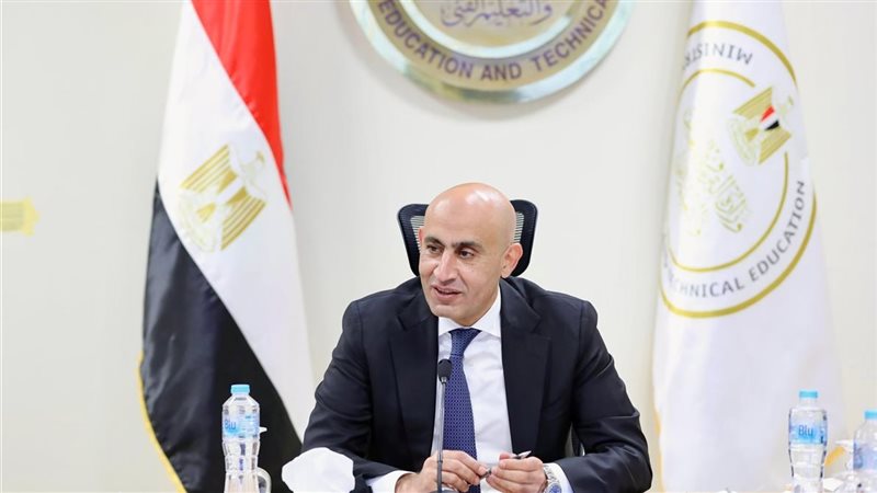 محمد عبد اللطيف وزير