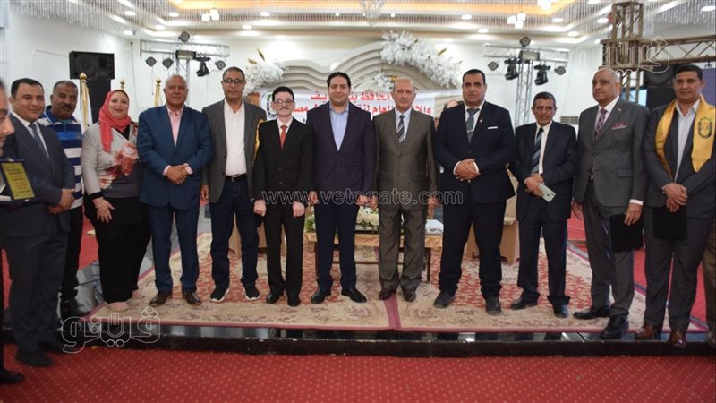 تكريم رموز العمال