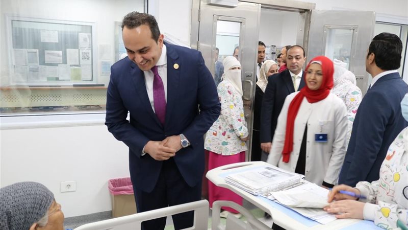 د. أحمد السبكي خلال