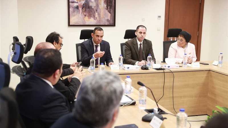 نائب وزير الصحة،