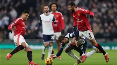 حكم ألماني لإدارة مباراة مانشستر يونايتد وتوتنهام في نهائي الدوري الأوروبي 