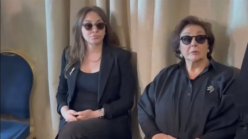إليسا في عزاء زوج