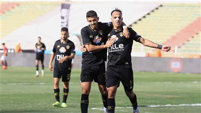 ناصر منسي يتقدم للزمالك بالهدف الأول في شباك سيراميكا 