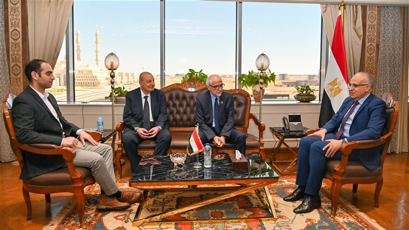 وزير الري