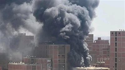 المعاينة الأولية تكشف ملابسات حريق مصنع بلاستيك في أكتوبر