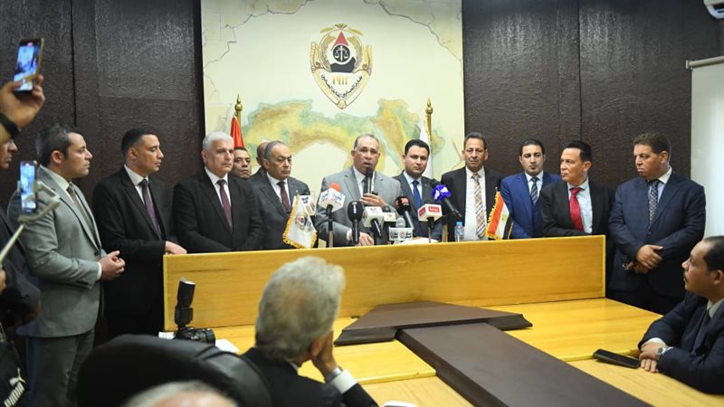 نقابة المحامين، فيتو