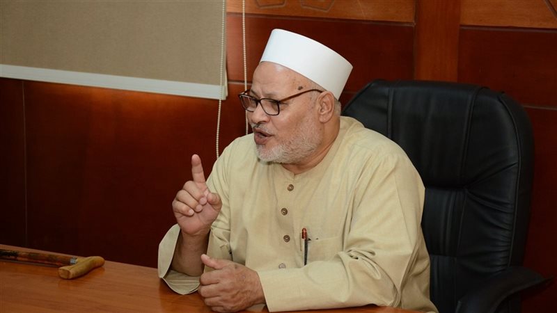  د.إبراهيم الهدهد