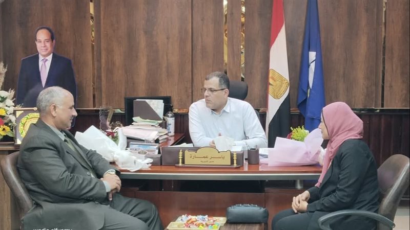 ياسر عماره وكيل وزارة