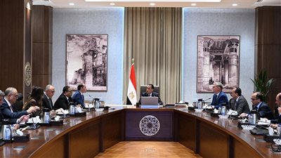220 ألف سيارة تستعد للتحول للغاز الطبيعي والدولة تتحمل جزءًا من التكلفة