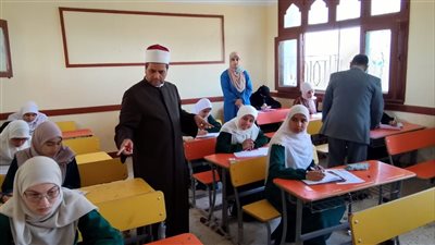 رئيس منطقة الإسماعيليّة الأزهرية: لا شكاوى من امتحانات الشهادتين الابتدائية والإعدادية (صور) 