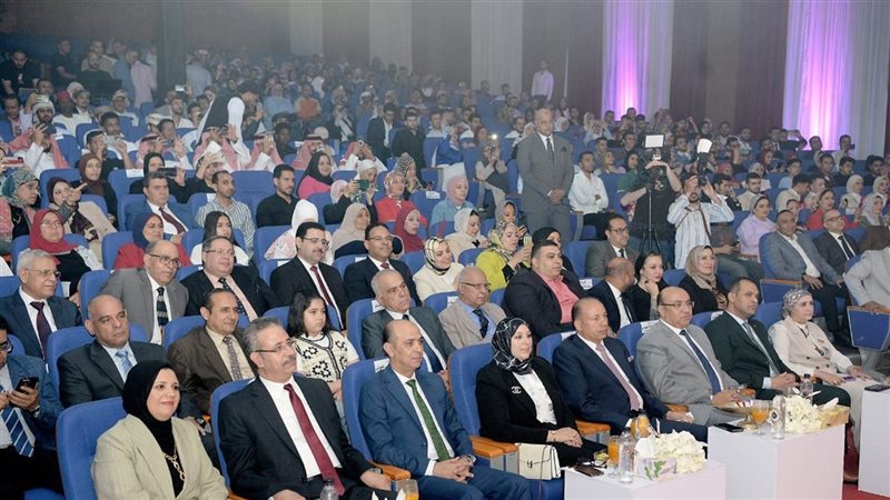 جامعة المنصورة، فيتو