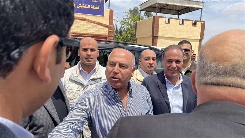  كامل الوزير يتفقد