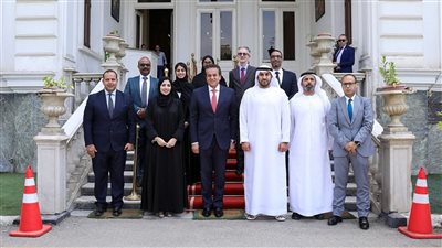  وزير الصحة يبحث مع وفد من الإمارات تطوير الخدمات الطبية بمستشفيي الشيخ زايد التخصصي وآل نهيان