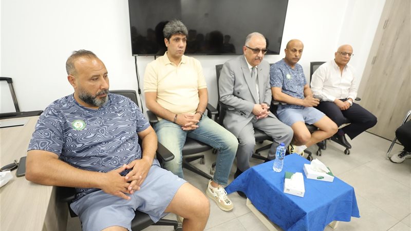 نصار يحفز لاعبي البنك