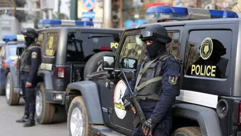 سيدة أعمال تتهم زوجها