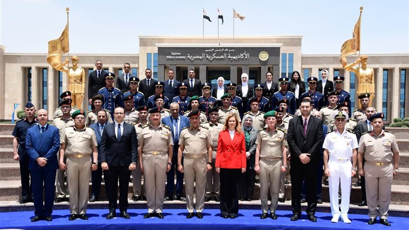 قيادات الأكاديمية