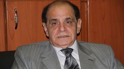 د.صلاح فوزى: أطالب بتعديل قانون الانتخابات.. وزيادة أعضاء «الشيوخ» غير ملزمة.. وغرامة الـ500 جنيه لم تعد مجدية (2 – 2)