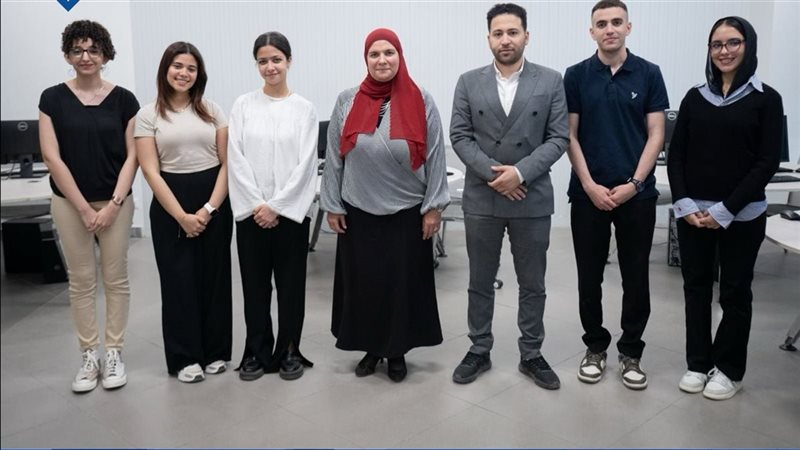 فريق طلاب برنامج
