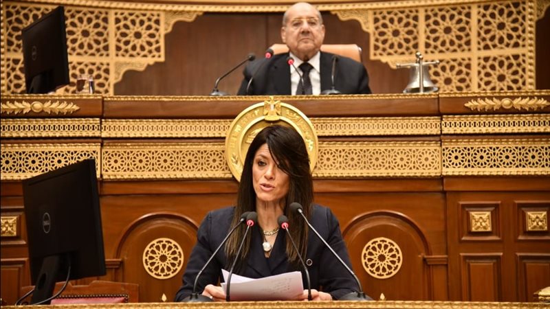 مناقشة خطة التنمية