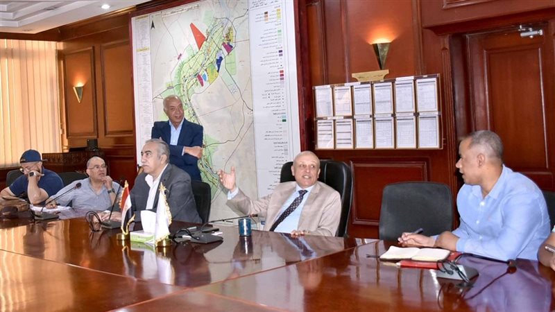 أثناء الاجتماع 
