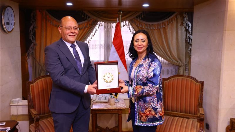 وزيرة التضامن ورئيس
