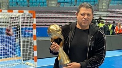 من لا يملك أعطى من لا يستحق، غضب في الأهلي بعد بيان اتحاد اليد بمشاركة الزمالك في 