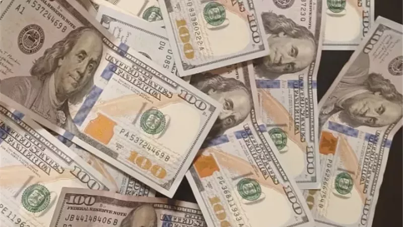 سعر الدولار اليوم
