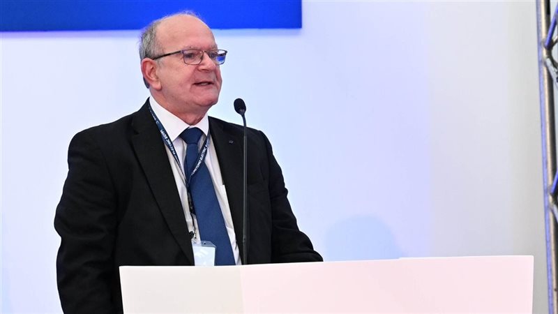  ديفيد والي، رئيس