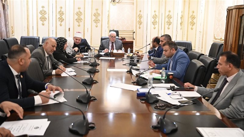 مناقشة موازنة مستشفيات