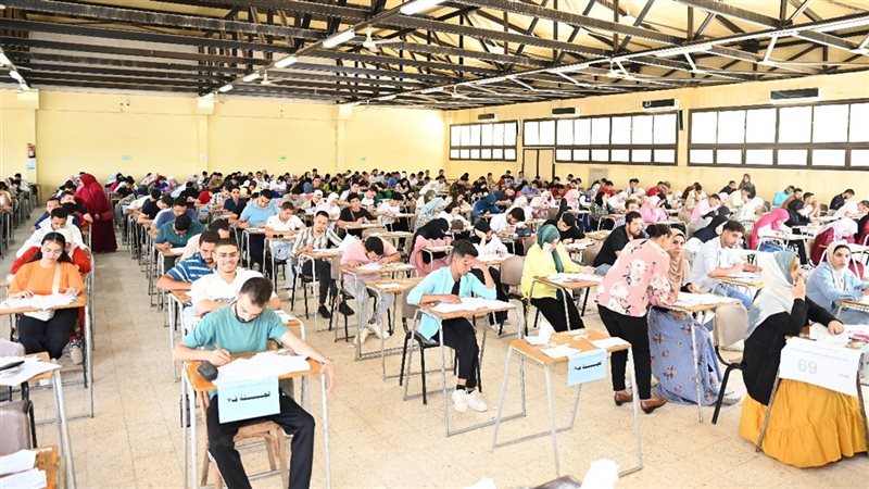 امتحانات نهاية العام