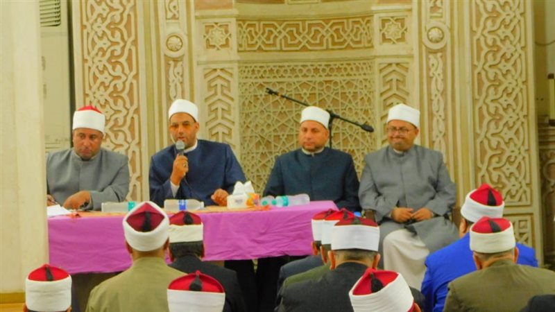 اجتماع موسع لقيادات