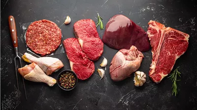 نصائح مهمة عند تناول اللحوم في العيد لتجنب عسر الهضم والانتفاخ (إنفوجراف) 