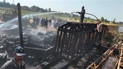 17 صورة ترصد آثار حريق هائل في مخزن كاوتش بالدقهلية 