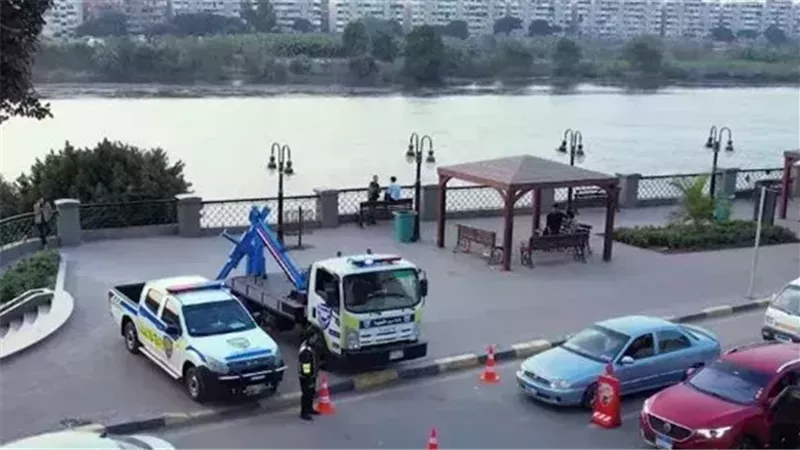 تحويلات مرورية بطريق